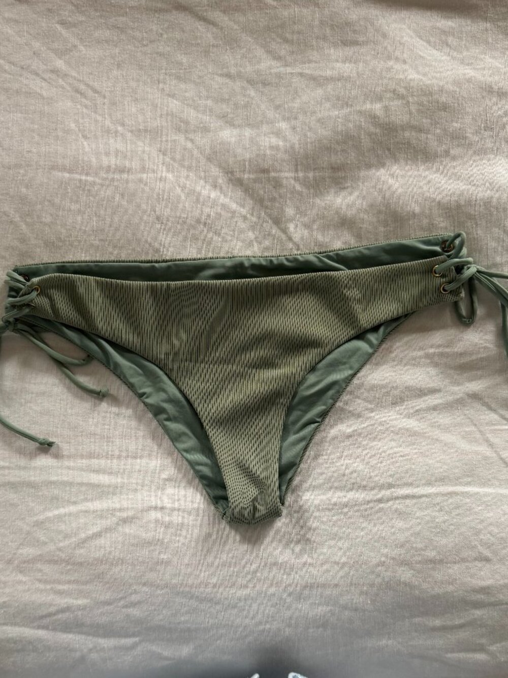 LSPACE Ribbed Bikini Set - Picture 4 of 4